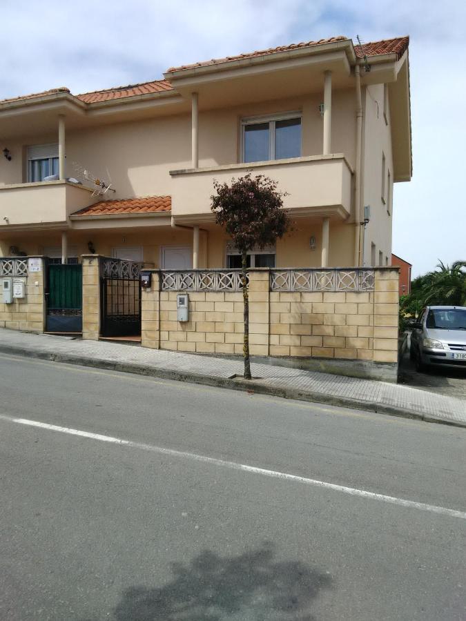 El Chalet Rosso Guarnizo Exterior foto